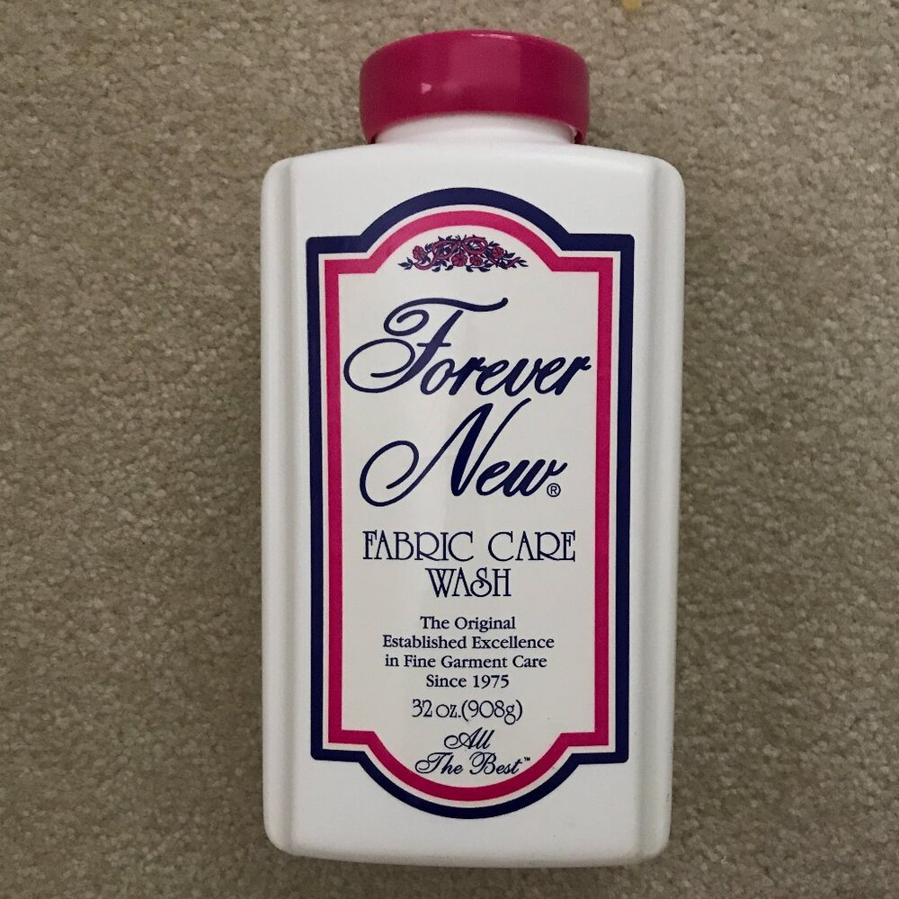 FOREVER NEW Fabric Care Wash – Large Size - 32oz Powder (2 lbs)